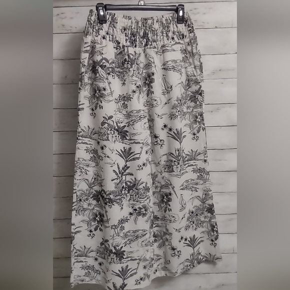 NWT $70! Sale $36! Tahari Linen-blend Super Wide Leg Beach Pant - Picture 4 of 10